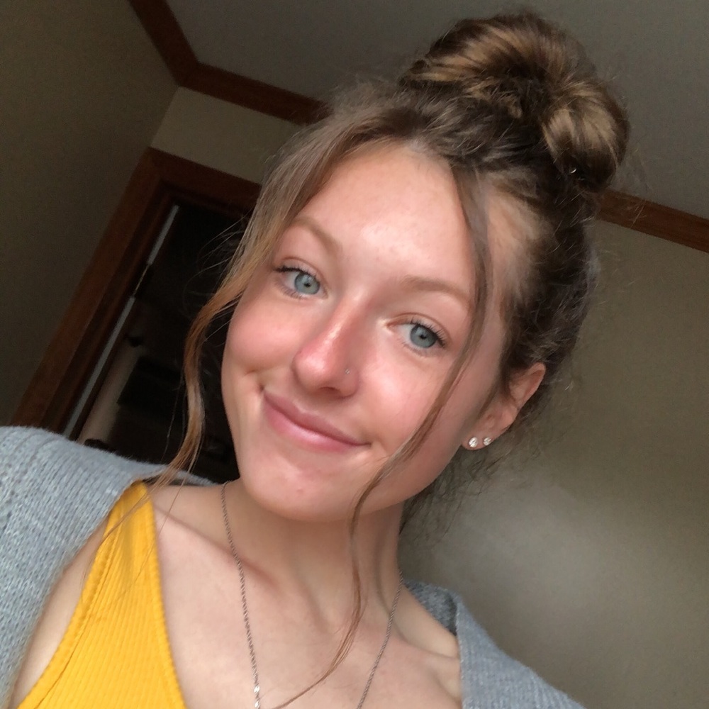 Meet your Posher, Justine